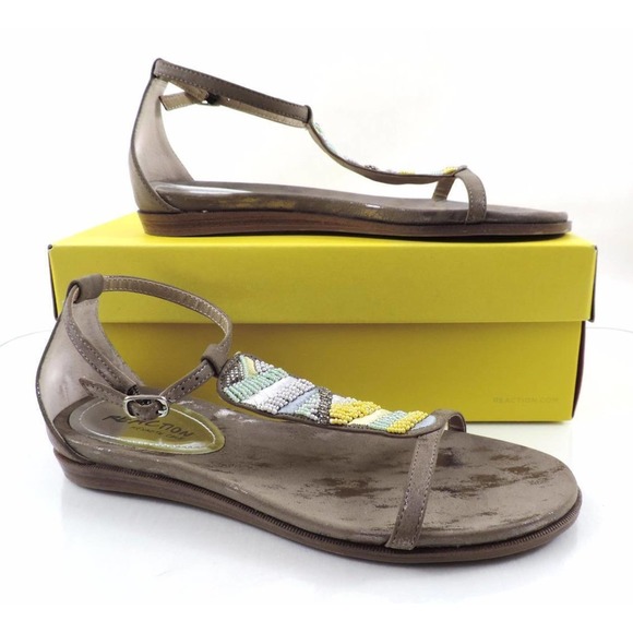 Women's Kenneth Cole Reaction Bon Net T3 Beaded T-Strap Sandals Taupe Size 8.5 - Picture 9 of 10